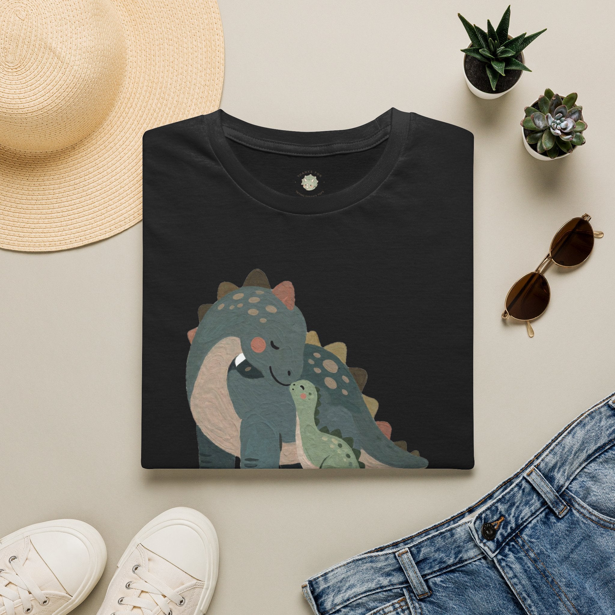 Mamasaurus T-Shirt — Cute Dinosaur Mom Mother's Day Graphic Tee