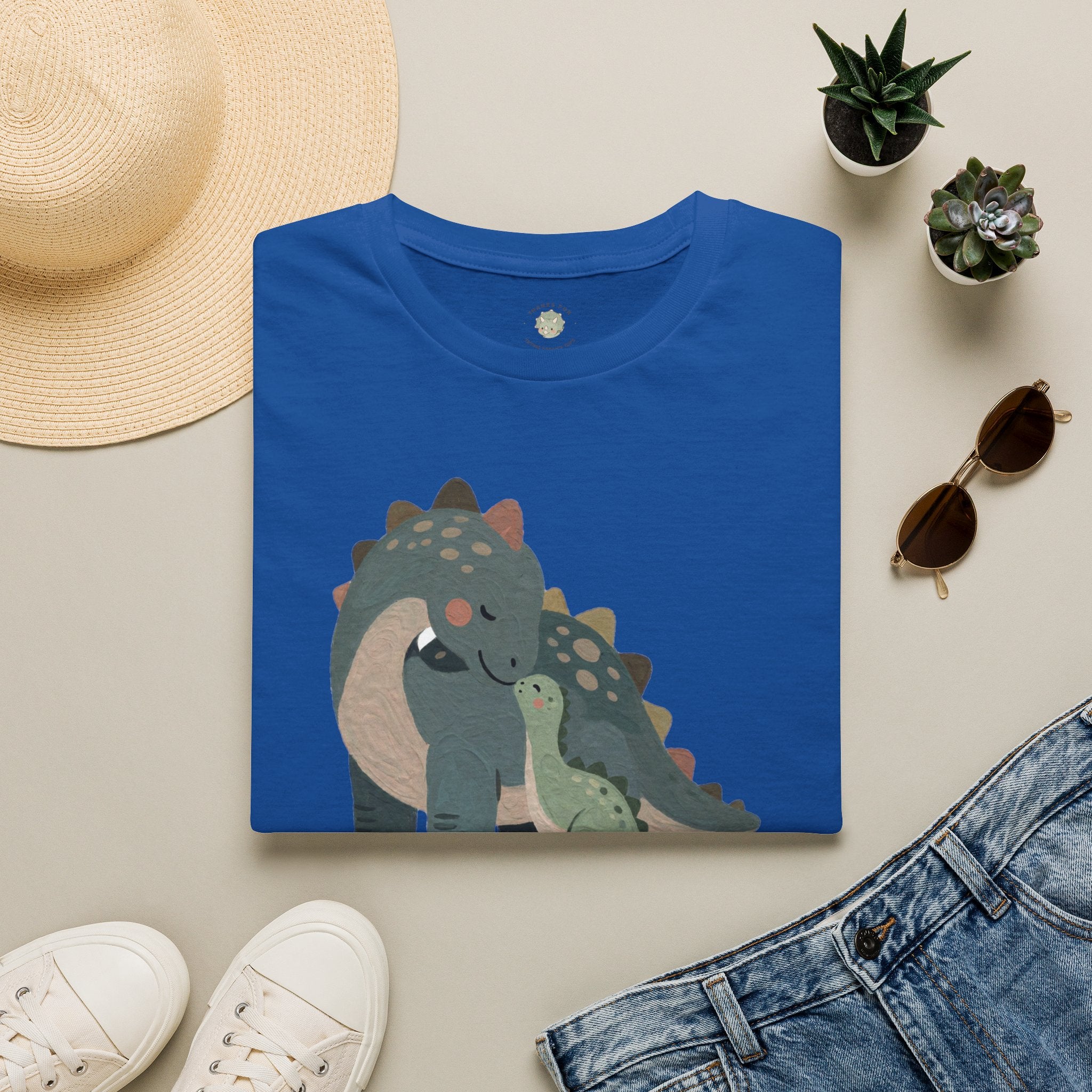 Mamasaurus T-Shirt — Cute Dinosaur Mom Mother's Day Graphic Tee