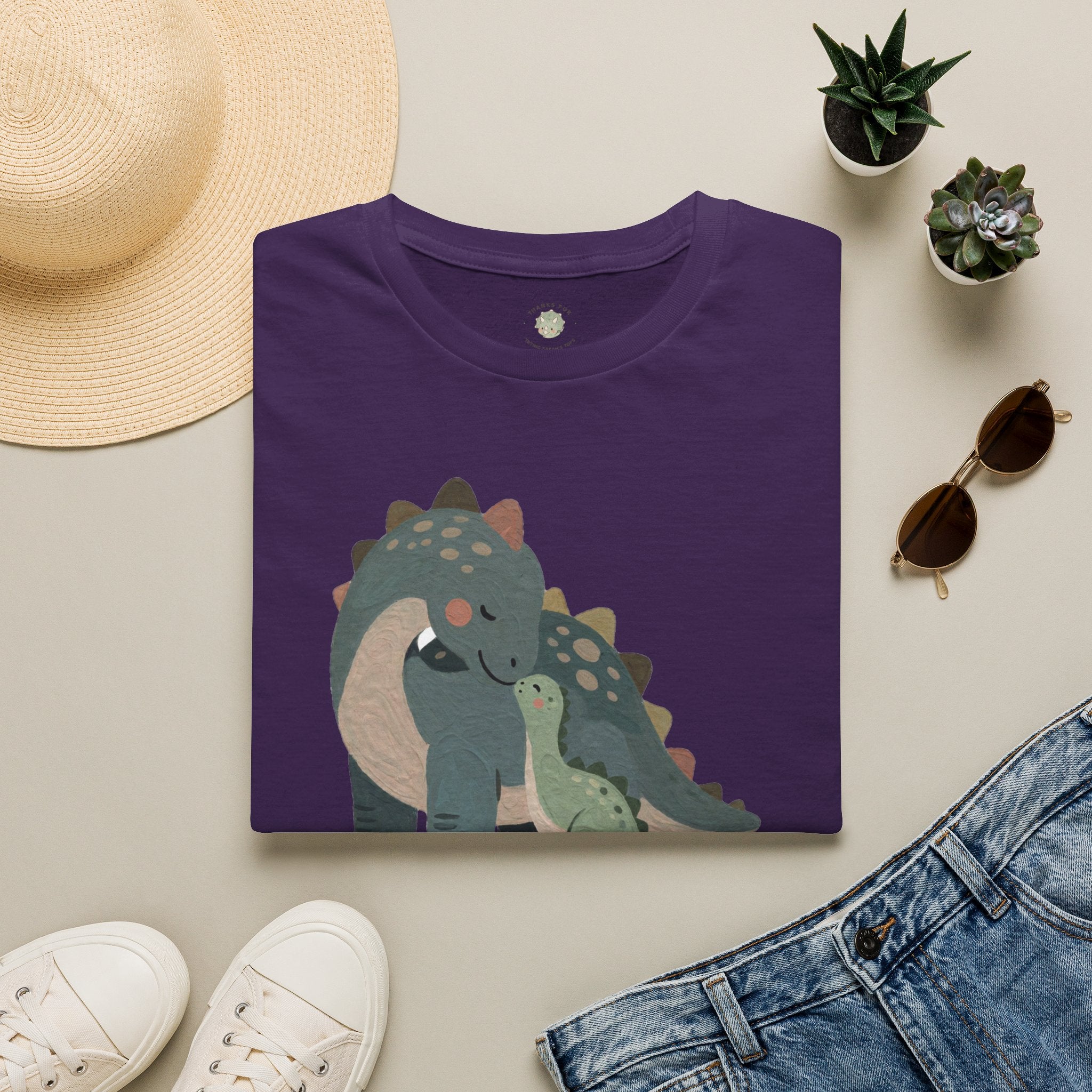 Mamasaurus T-Shirt — Cute Dinosaur Mom Mother's Day Graphic Tee