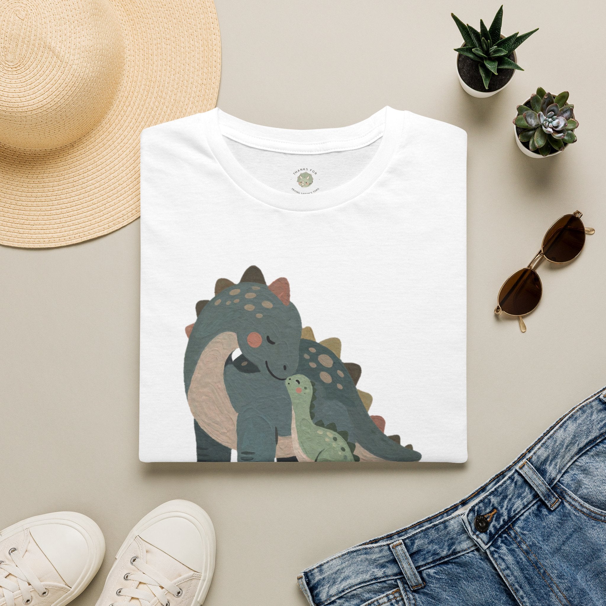 Mamasaurus T-Shirt — Cute Dinosaur Mom Mother's Day Graphic Tee