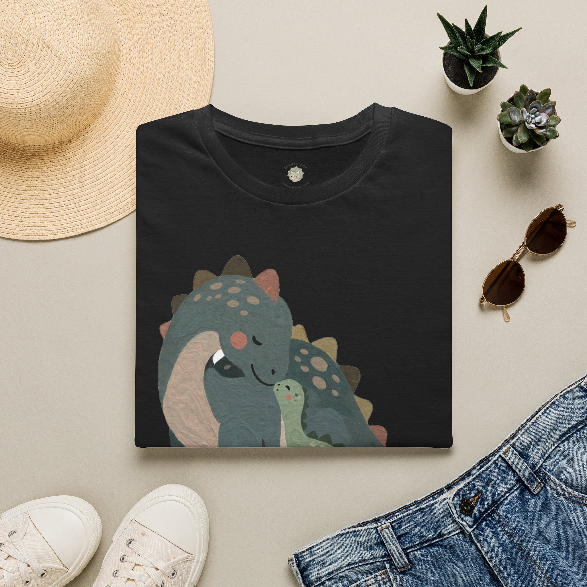 Mamasaurus T-Shirt — Cute Dinosaur Mom Mother's Day Graphic Tee